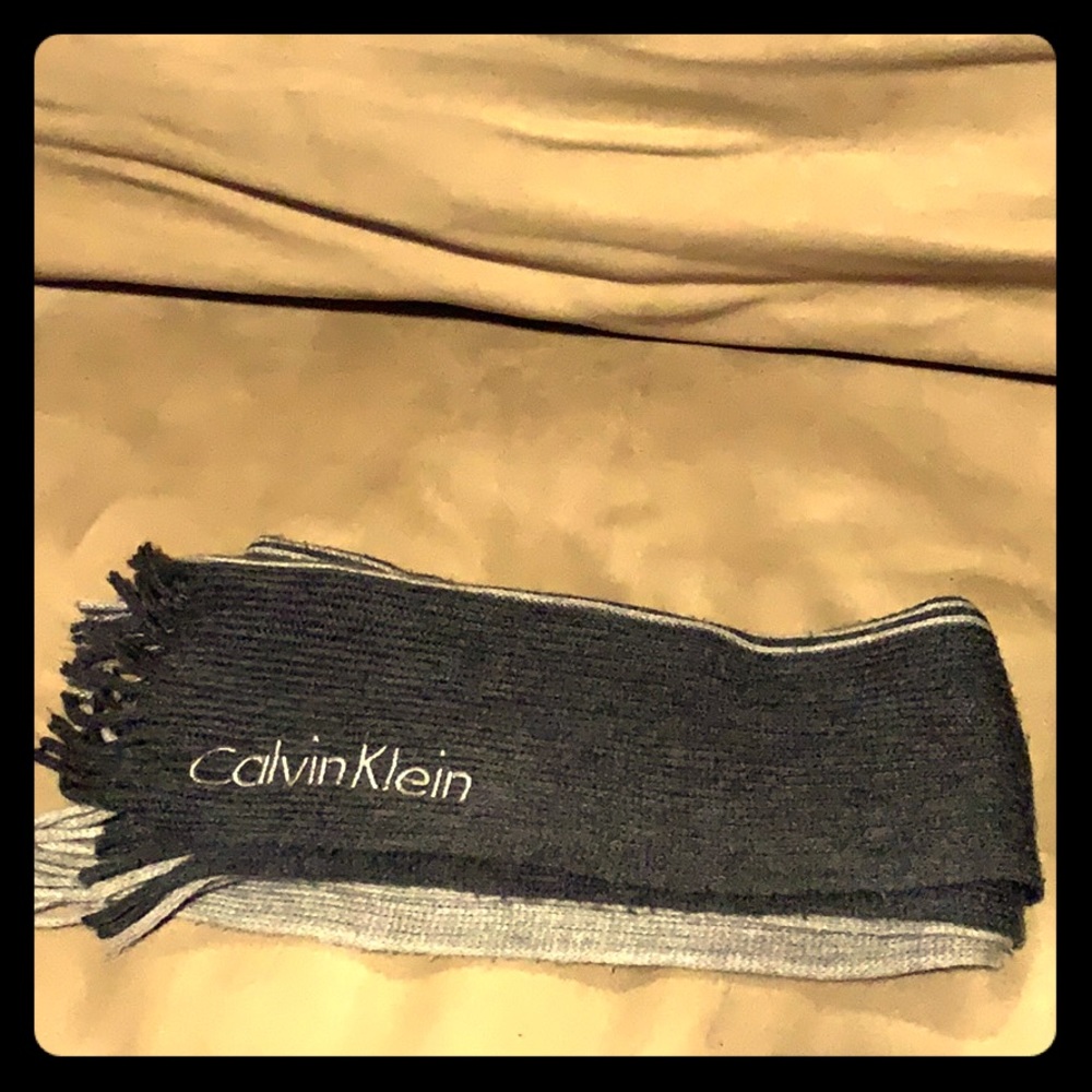 Calvin Klein frayed scarf